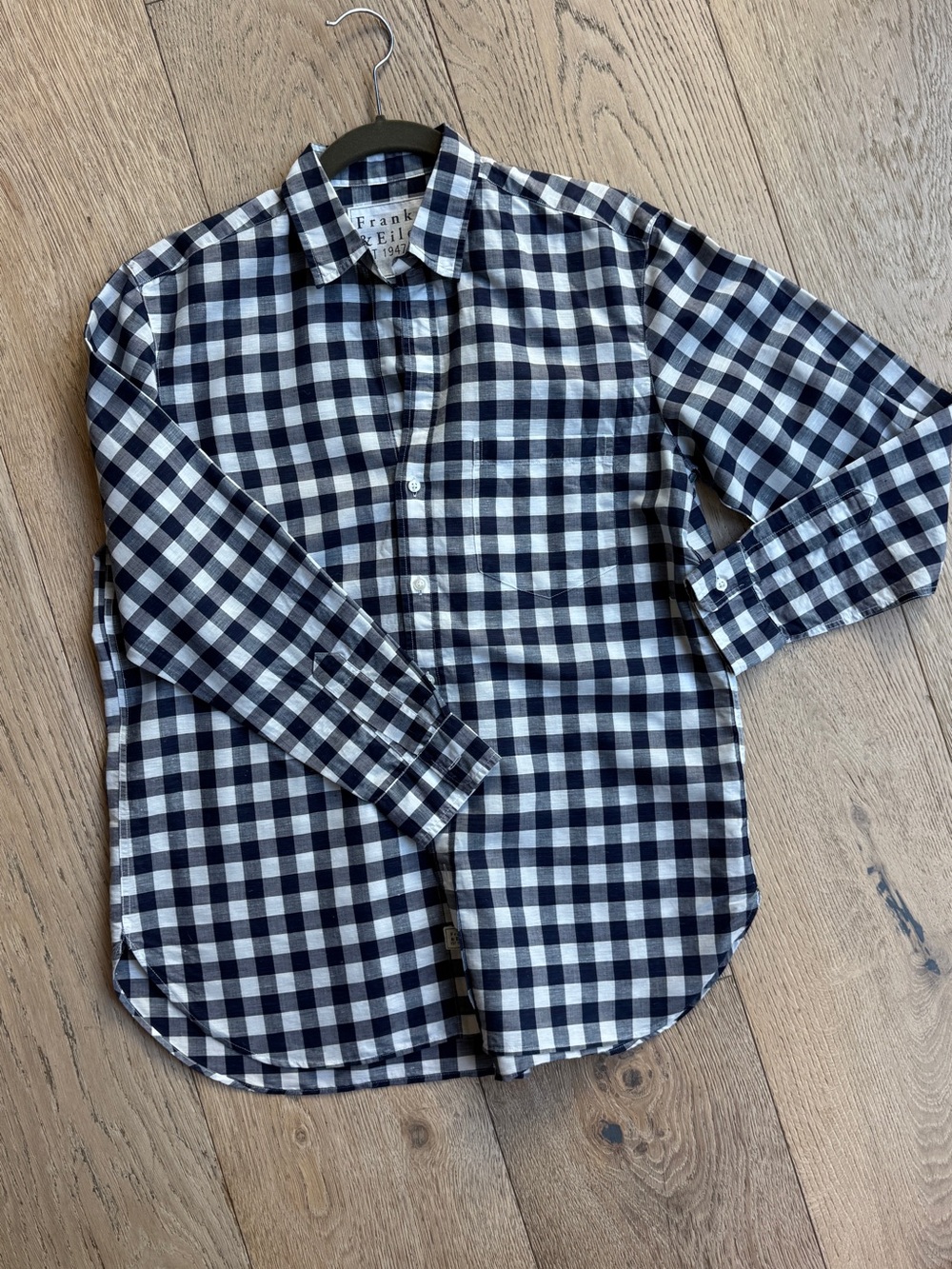 Frank & Eileen Joedy- Navy and White Check, linen/cotton button down, size small